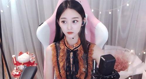 娱乐吃瓜美女,揭秘美女生吃瓜背后的故事