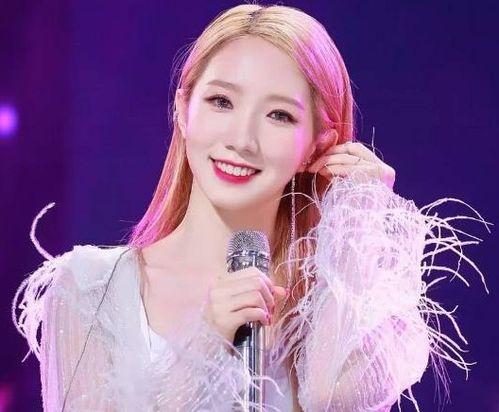 孟美岐吃瓜娱乐